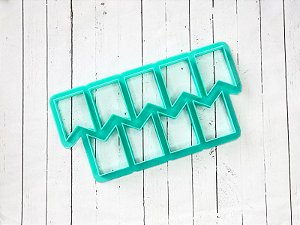 Cortador de Biscoito Placa 9 Bandeirinhas