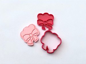 Cortador de Biscoito Coração com Laço