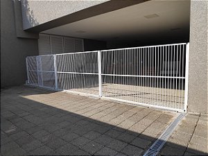 Portão de Segurança + coluna fixa - Largura até 5 metros reto ou em "L"  Altura 100cm - Alumínio