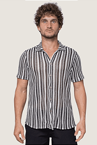 Camisa Aberta Crochê Embricado