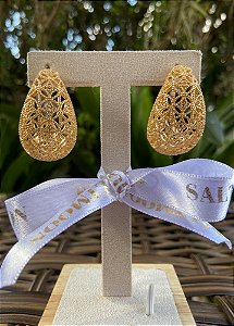 BRINCO MEIA ARGOLA DOURADA