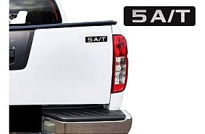 Adesivo 5 A/t Compatível Frontier Emblema Tampa Traseira