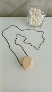 Colar madeira facetada - COL1220