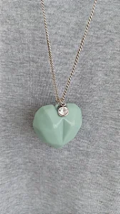 Colar coração facetado com ponto de luz (menta) - COL1248