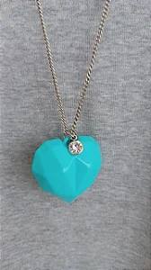 Colar coração facetado com ponto de luz (turquesa) - COL1249