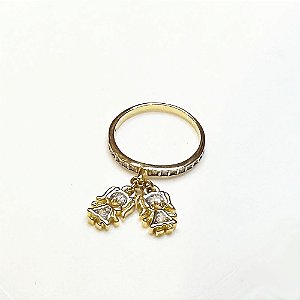 Anel Cravejado Pingente Duas Meninas Banho de Ouro 18K