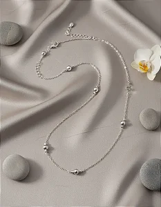 Colar Feminino com Detalhes em Esferas 60cm Aço