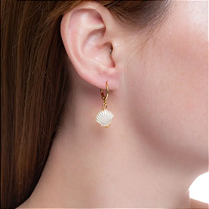 Brinco Argola Concha Pérola Banho de Ouro 18K