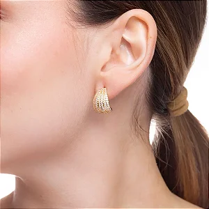 Brinco Meia Argola Fileiras Cravejadas Banho de Ouro 18K
