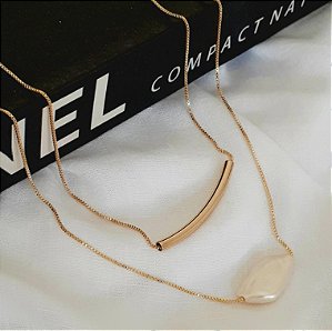 Colar Duplo Dourado Pingente Pérola Orgânica Banho de Ouro 18K