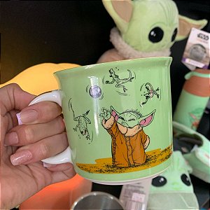 Caneca Baby Yoda Tom