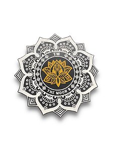 TAPETE DE SILICONE THE MOORS (MANDALA) - BRANCO COM PRETO E DOURADO