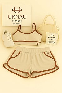 Conjunto Nude e detalhe marrom
