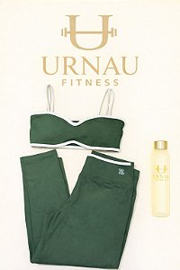 Conjunto de top ondulado e calça- Verde- Tamanho: 38/44