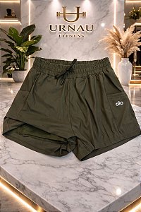 Short duplo Alô - Poliamida importada- verde militar - Tamaho: M