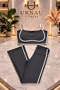 Conjunto de calça flare- cinza - Tamanho: G