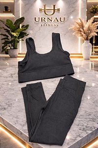 Conjunto de top e calça canelado( tecido mole) - tamanho: P/M