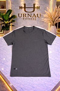 Camiseta Dry Fit - NK- Chumbo- Tamanho- G