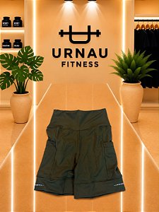 Short corredor - alta compressão- bolsos laterais - Verde militar - 38/44 -