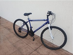 BICICLETA ARO 26 18 MARCHAS STONE TR AZUL - USADA