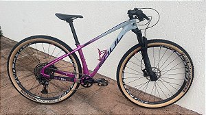 BICICLETA ARO 29 SOUL VESUVIO 12 VEL. TAMANHO: (15,5) COR:CINZA E ROSA - USADA