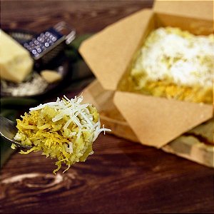 Escondidinho de frango com purê de batata doce
