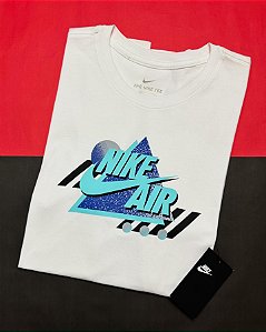 Camiseta Nike Air Sportswear Central Logo Loja M B Company
