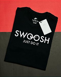 Camiseta Nike Sportswear Swoosh Just do It.