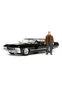 Chevy Impala 1967 Supernatural + Boneco Dean Winchester Jada 1/24