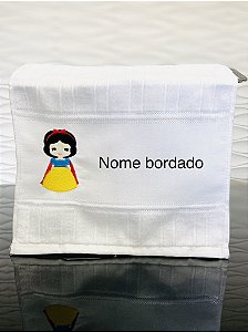 Toalha personalizada - Branca de Neve