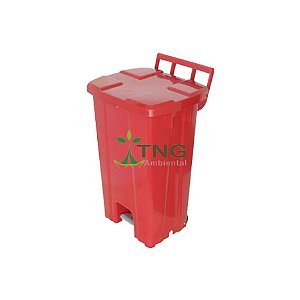 Lixeira 100 litros em plástico com pedal e rodas
