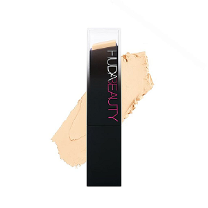 Base em Bastão Huda Beauty #FauxFilter Skin Finish Buildable Coverage Foundation Stick | Cor: 130G - Panna Cotta