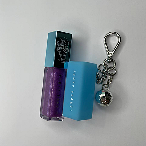 Gloss Labial Fenty Beauty x Smurfs Smurfette Effect Gloss Bomb + Keychain | Cor: SMURFETTE EFFECT | EDIÇÃO LIMITADA (Sem caixa)