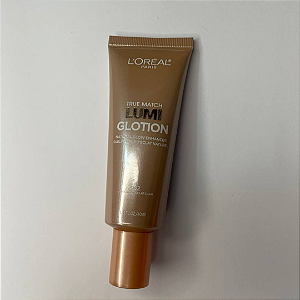 L'oreal True Match Lumi Glotion | Cor: 902 Light Glow (Embalagem arranhada, sem lacre)