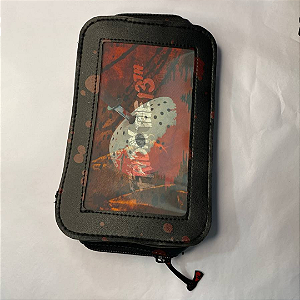 Necessaire Friday The 13TH X Glamlite | Sexta-Feira 13 (Puxador de Zíper Quebrado)