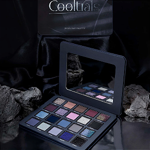 Paleta de Sombras Cosmic Brushes Cooltrals® Palette