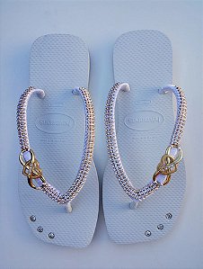 Havaianas Personalizada Com Fivela Infinito E Strass branco