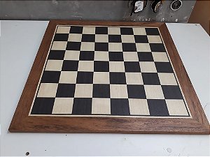 Jogo de Xadrez Peças Rei 8.6cm com tabuleiro flexível 46.5x46.5cm
