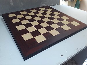 Tabuleiro de Xadrez em Madeira Maciça Natural 40x40cm com Peças Forradas e  com Pesos - Máquinas, Equipamentos e Utensílios Domésticos para Bares,  Restaurantes, Lanchonetes, Supermercados, Cozinha Industrial.