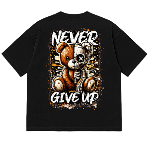 CAMISETA OVERSIZED PRETA NEVER GIVE UP
