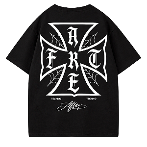 CAMISETA OVERSIZED PRETA GHOTIC