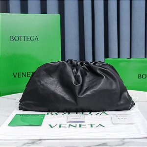 Bolsa Bottega Veneta The Pouch "Black/Gold"