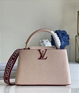 Bolsa Louis Vuitton Capucines "Shell Pink/Red Wine"