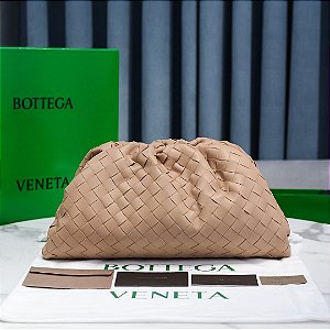 Bolsa Bottega Veneta The Pouch "Nude"