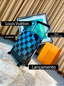 Mala de Viagem Louis Vuitton Horizon My LV World Tour - LLebu: A melhor  experiência de Luxo online do mundo!