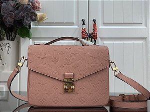 Bolsa Louis Vuitton Pochette Métis Empreinte "Rose Poudre"