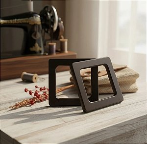 ALÇA P/ BOLSA DE MADEIRA QUADRADA CÍRCULO COR 20 (PAR)