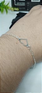 Pulseira com Coração vazado central em prata 925