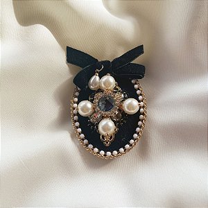 Broche Presilha Anastasia