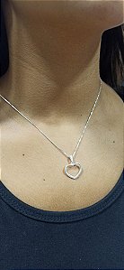 Gargantilha Coração Cravejado Prata 925 - V15 45 cm